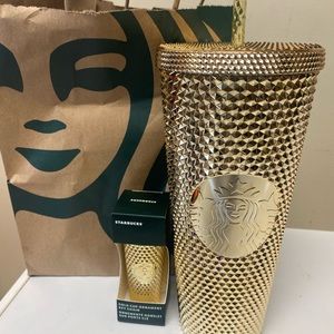 Starbucks tumbler and ornament keychain set.